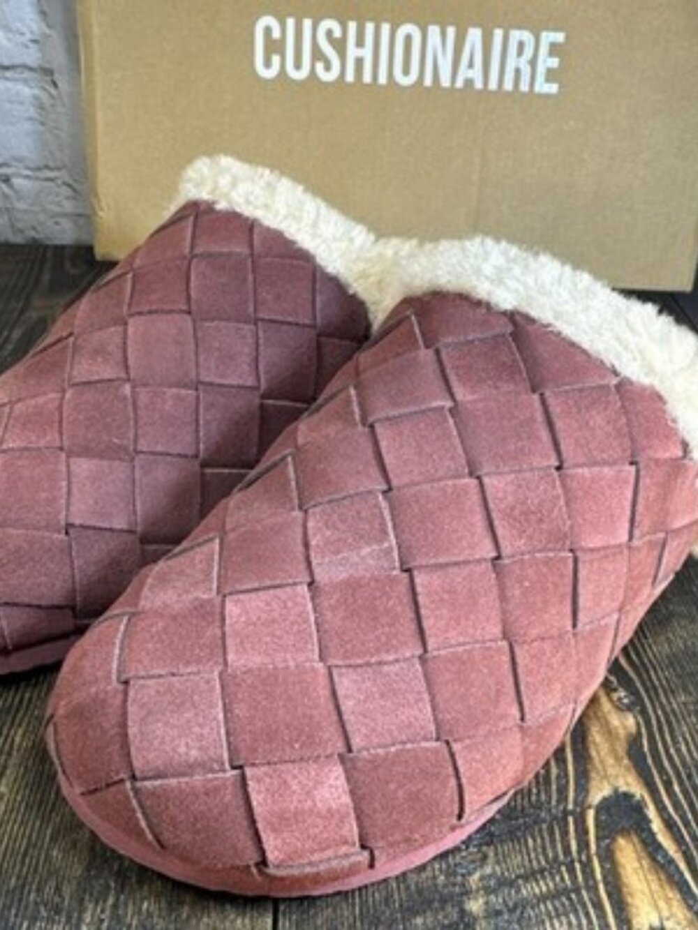 CUSHIONAIRE Cliché Genuine Suede Woven Mule Slippers Women 9M - Indoor Outdoor